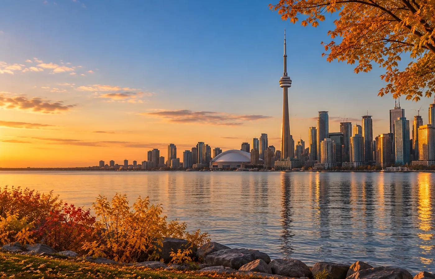 Toronto y la CN Tower desde el lago